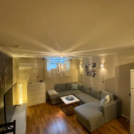 アパート Two Bedroom *